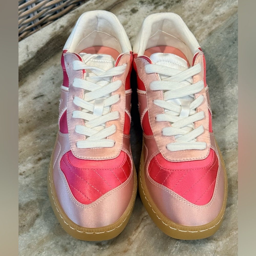NEW Women’s MIA Vesta pink sneakers- Size 6.5 - Picture 4 of 10
